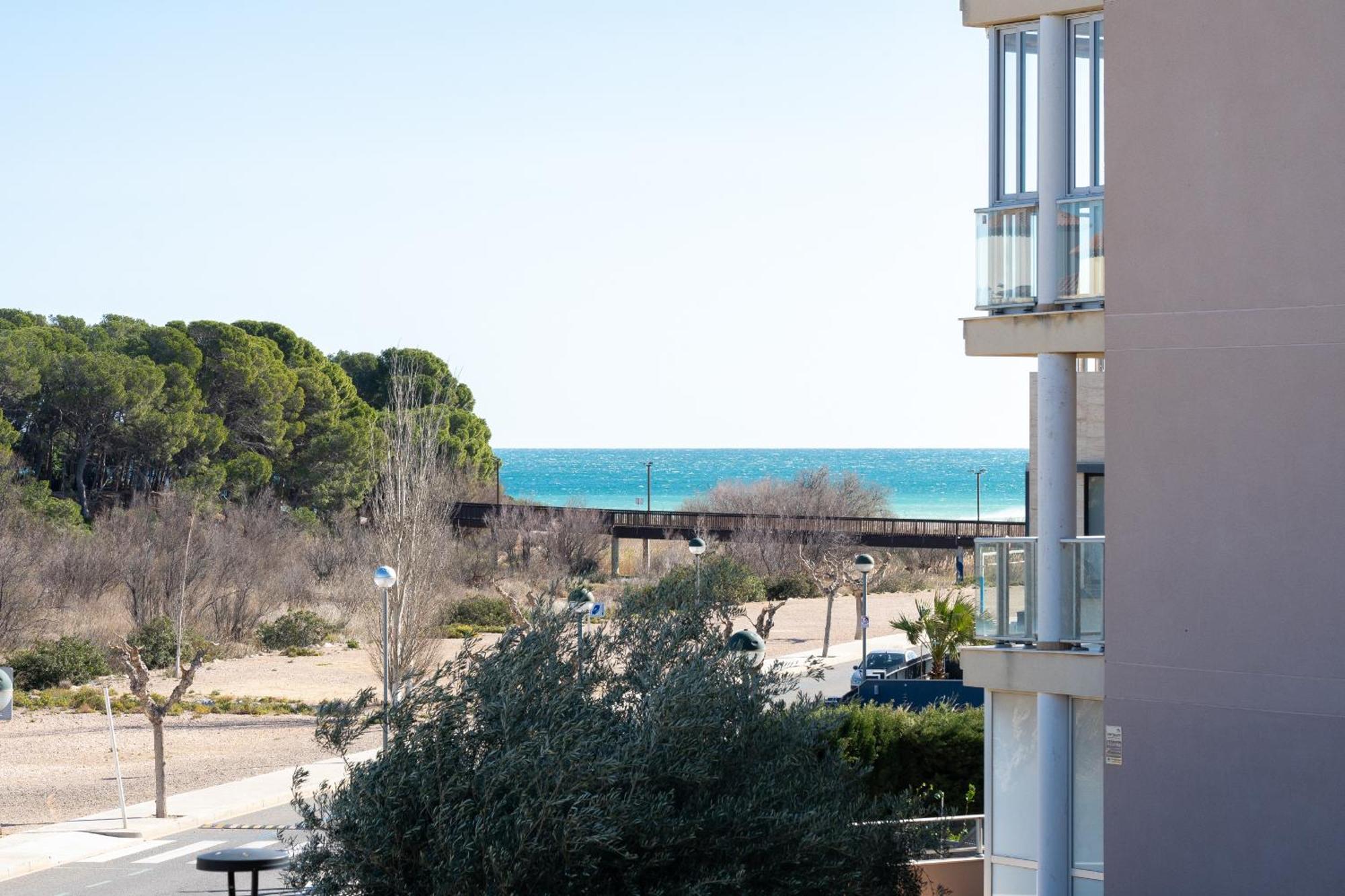 Hauzify I Apartament Oliveres Hospitalet De L'Infant Esterno foto