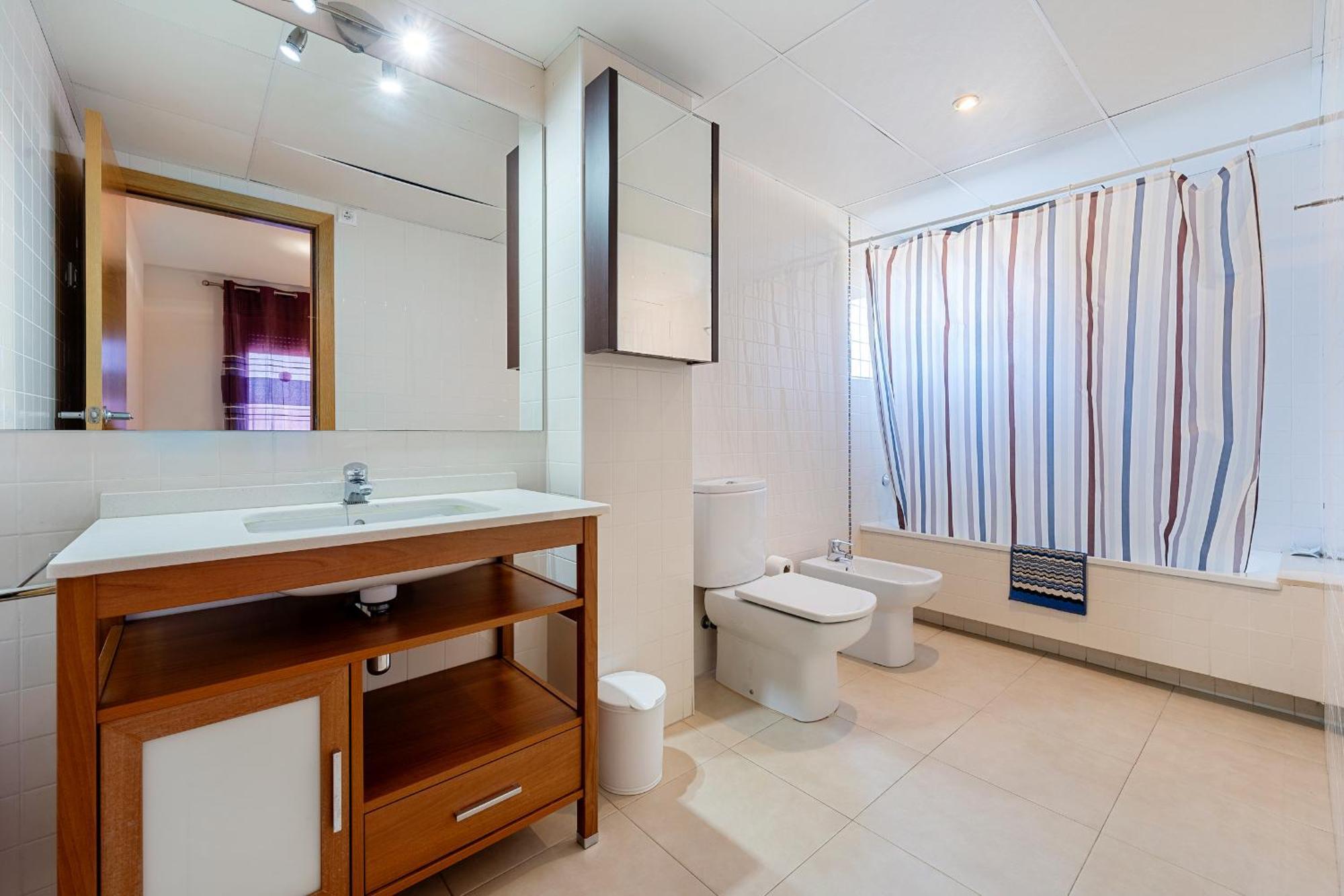Hauzify I Apartament Oliveres Hospitalet De L'Infant Esterno foto