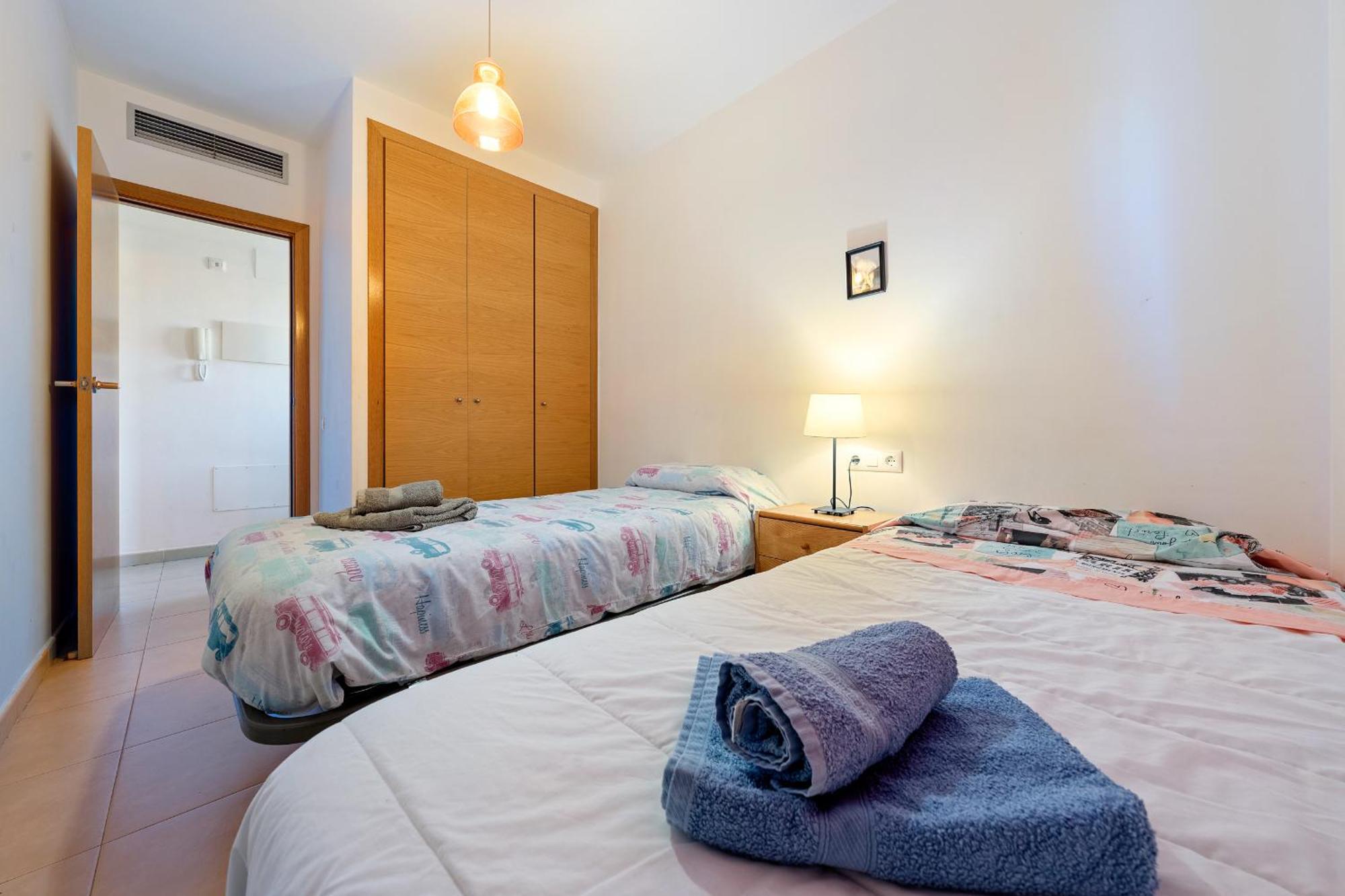 Hauzify I Apartament Oliveres Hospitalet De L'Infant Esterno foto