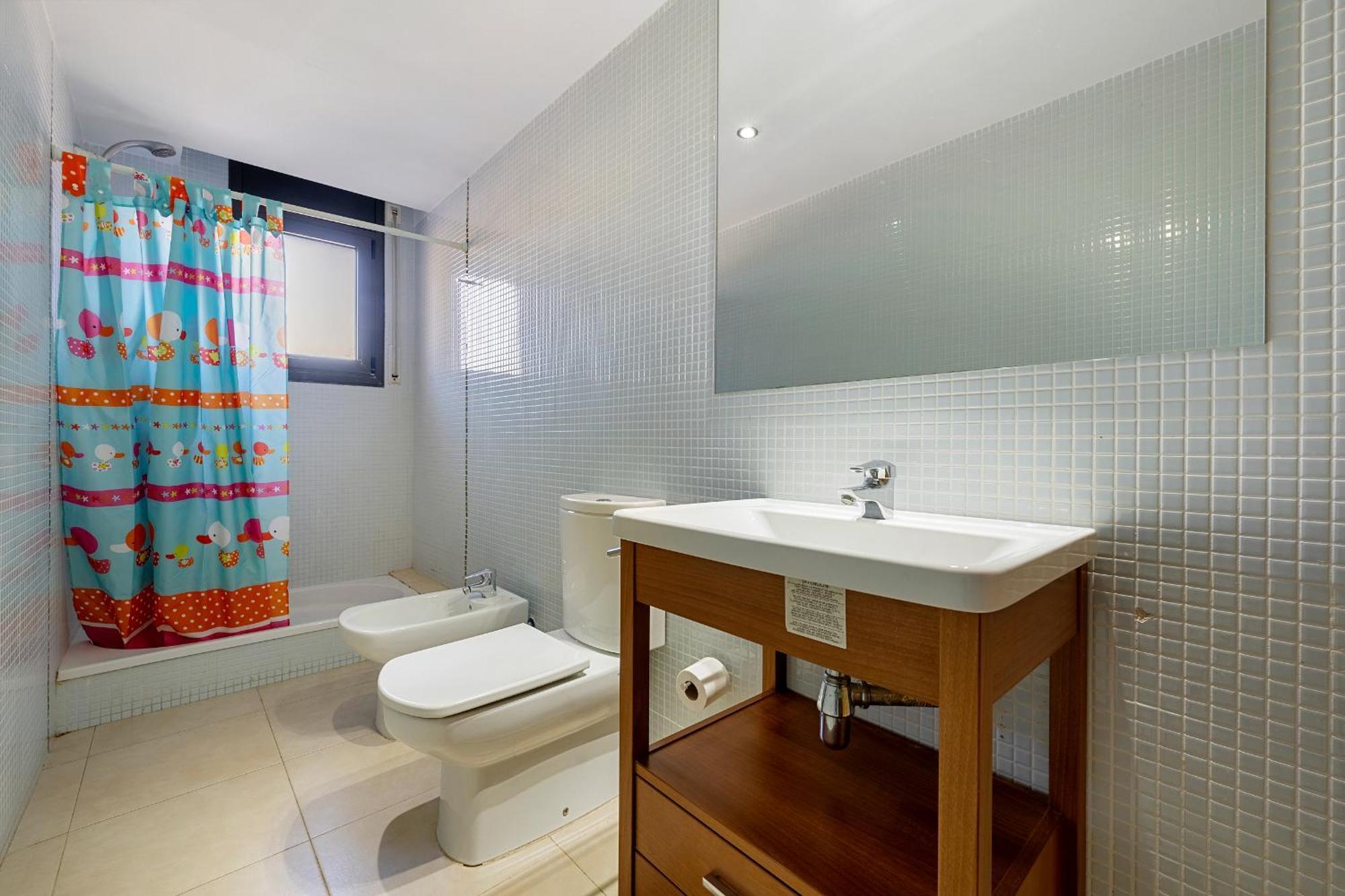 Hauzify I Apartament Oliveres Hospitalet De L'Infant Esterno foto